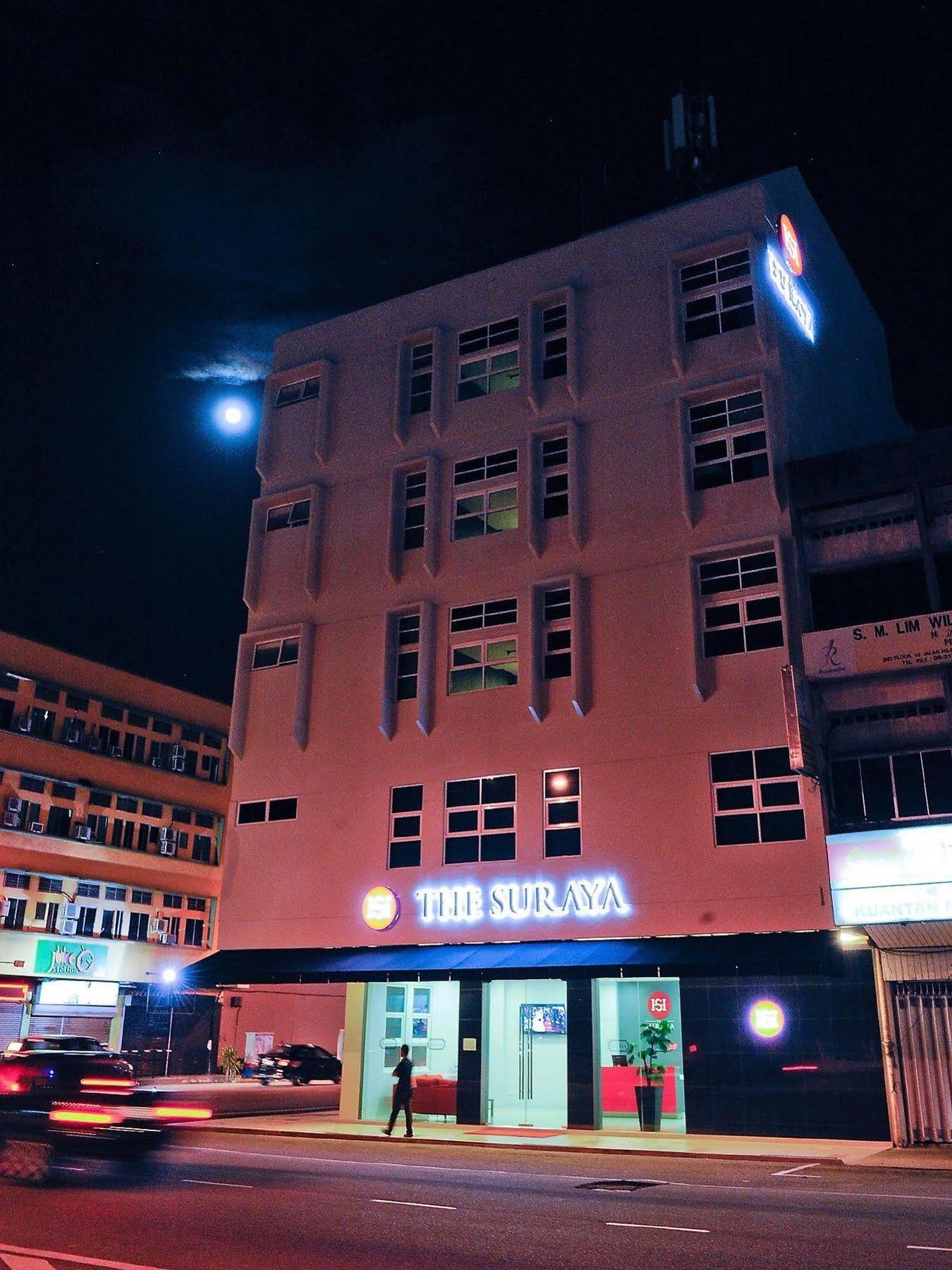 Oyo 232 The Suraya Hotel Kuantan Exterior foto